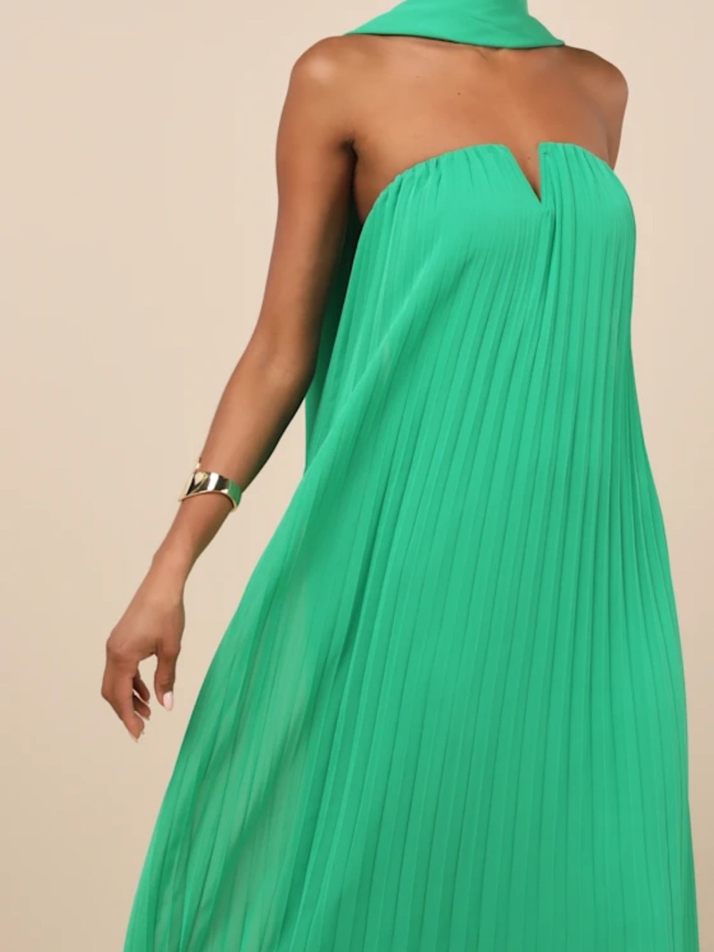 Lael Green Pleated Strapless Dress and Scarf Set - Picture 3 of 4